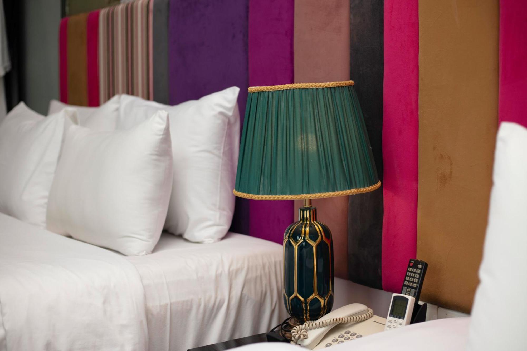 Madelise Amica Hotel And Travel Hanoi Oda fotoğraf